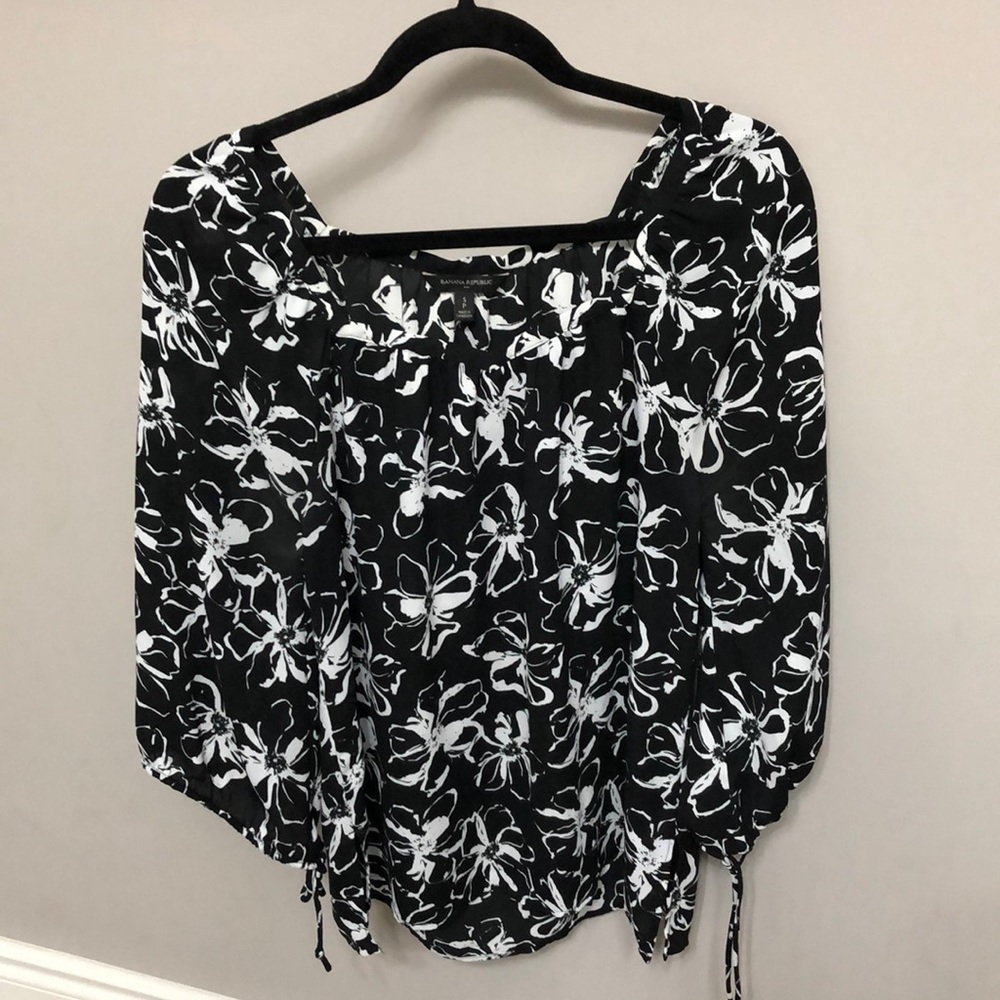 Black and White BR blouse